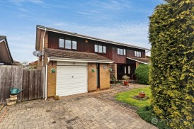 Columbia Gardens, Bedworth, CV12 9EF