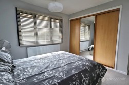 Columbia Gardens, Bedworth, CV12 9EF
