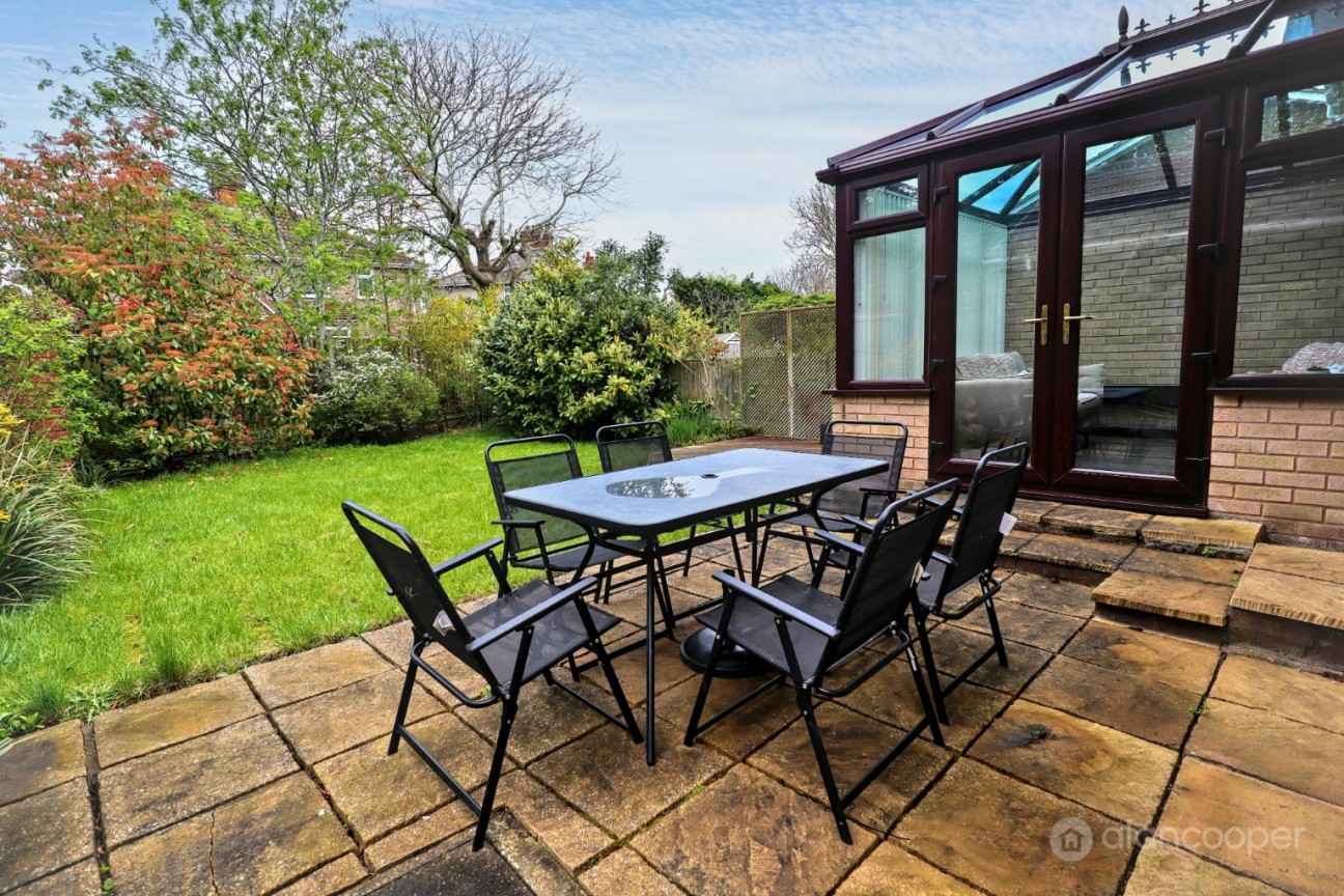 Columbia Gardens, Bedworth, CV12 9EF