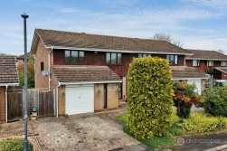 Columbia Gardens, Bedworth, CV12 9EF