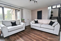 Columbia Gardens, Bedworth, CV12 9EF