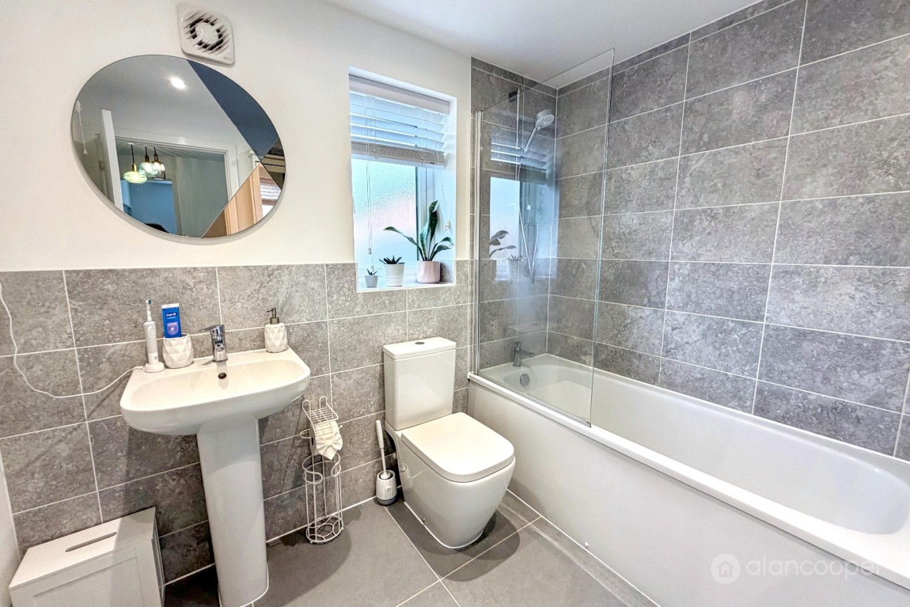 Julius Way, Eaton Place, Nuneaton, CV11 6ZR