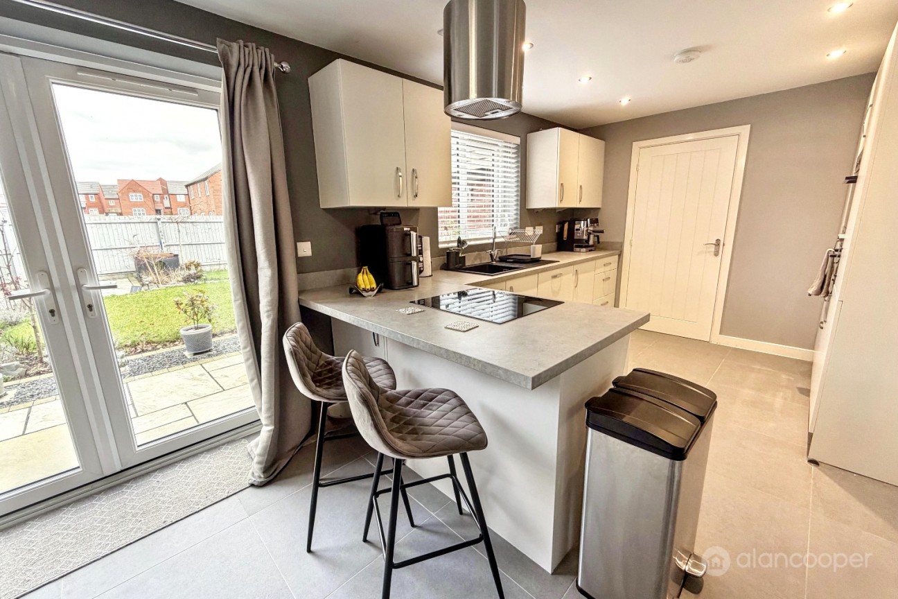 Julius Way, Eaton Place, Nuneaton, CV11 6ZR