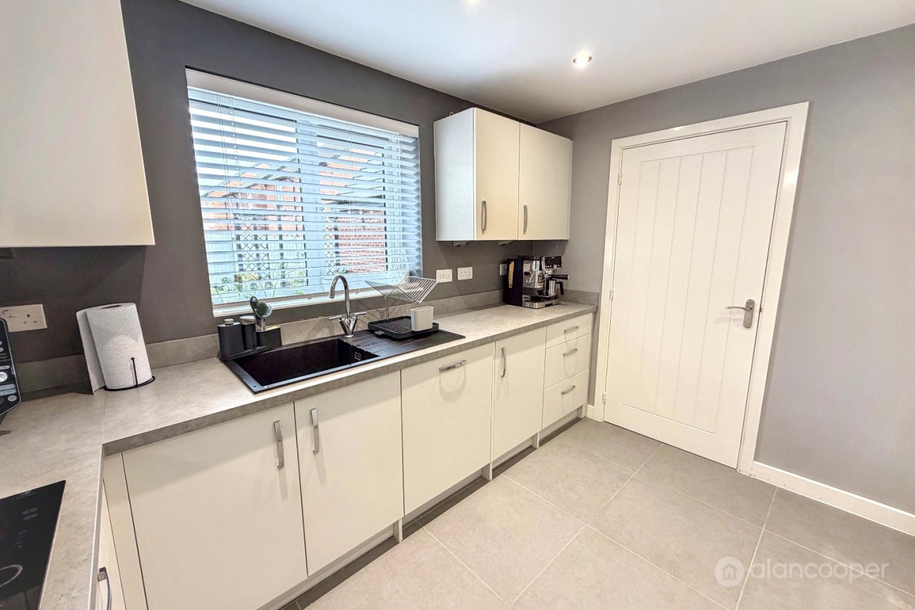 Julius Way, Eaton Place, Nuneaton, CV11 6ZR