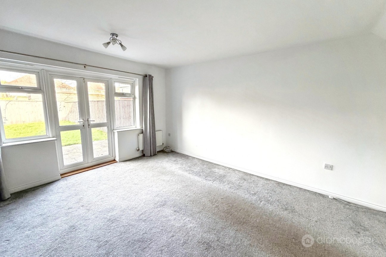 Portreath Drive, Horeston Grange, Nuneaton, CV11 6GH