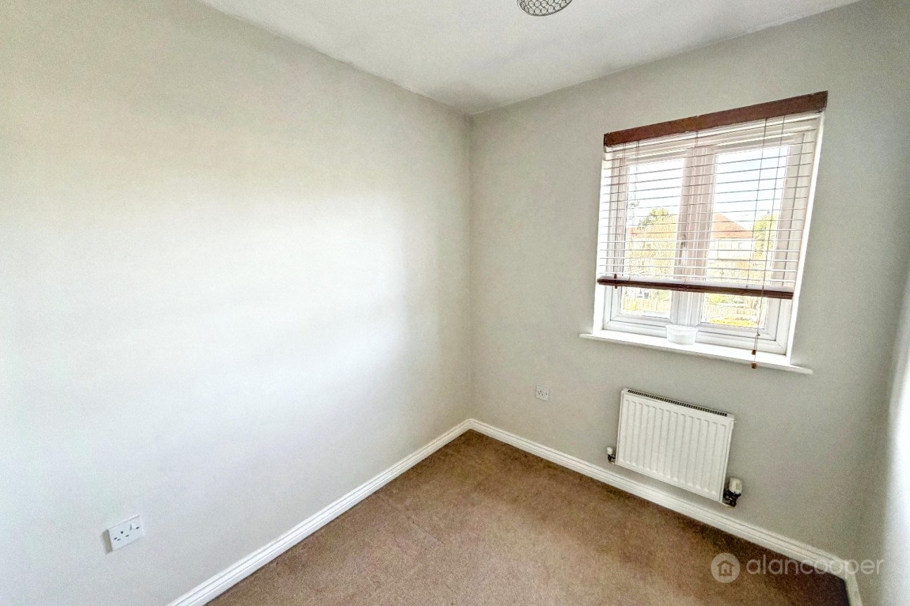 Portreath Drive, Horeston Grange, Nuneaton, CV11 6GH