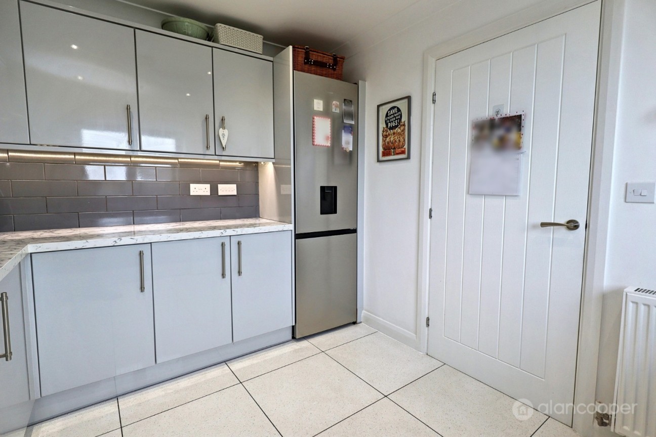 Springwood Gate, Nuneaton, CV10 0NT