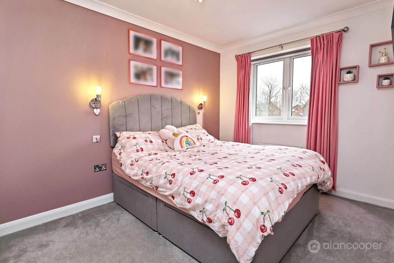 Springwood Gate, Nuneaton, CV10 0NT