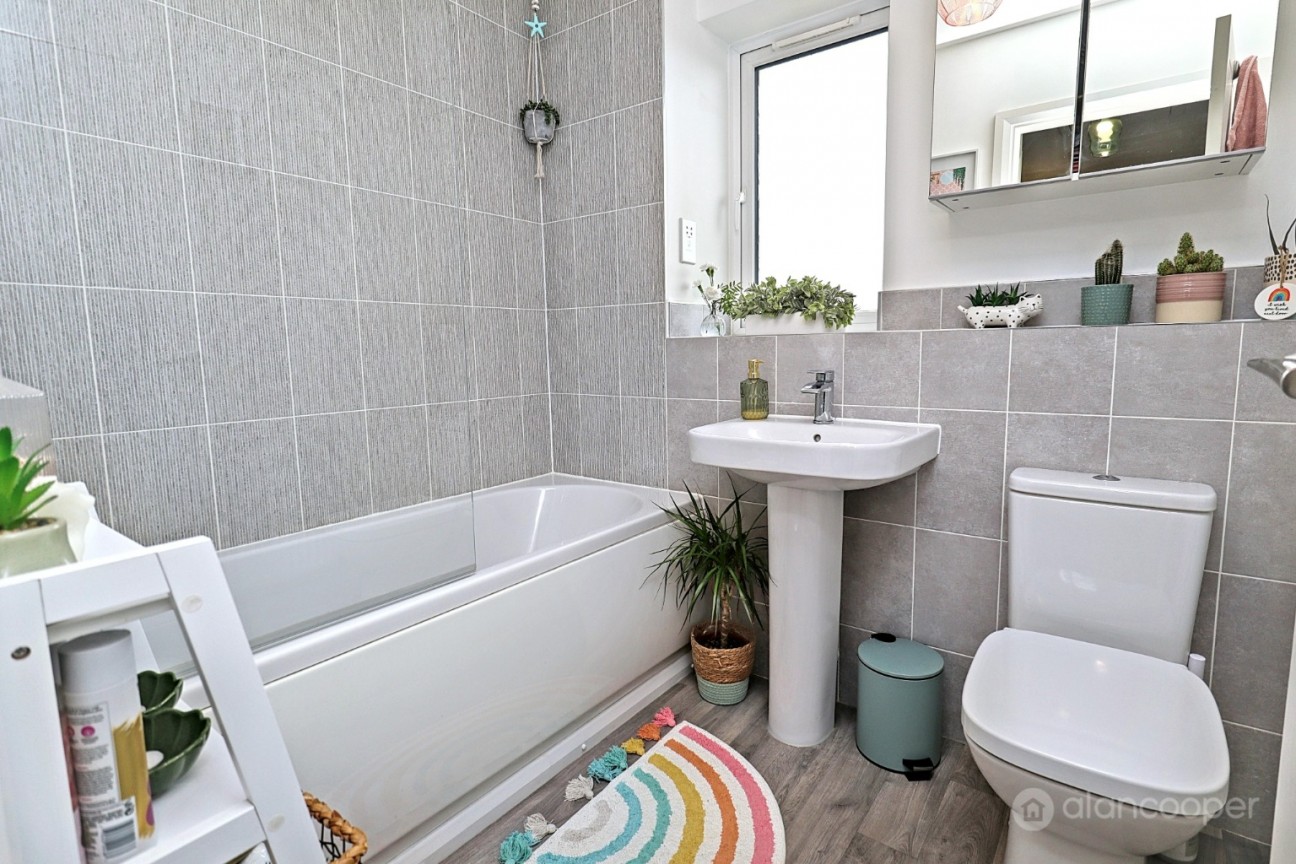 Springwood Gate, Nuneaton, CV10 0NT