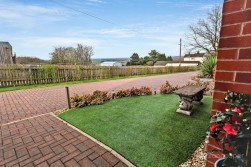 Springwood Gate, Nuneaton, CV10 0NT