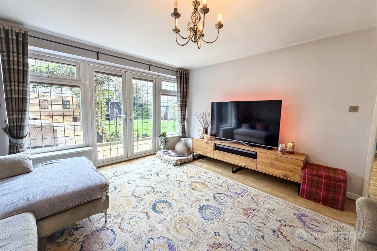 Axminster Close, Horeston Grange, Nuneaton, CV11 6YP