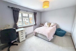 Axminster Close, Horeston Grange, Nuneaton, CV11 6YP