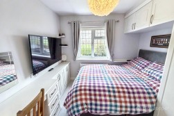 Axminster Close, Horeston Grange, Nuneaton, CV11 6YP