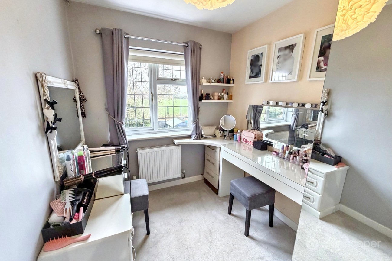 Axminster Close, Horeston Grange, Nuneaton, CV11 6YP