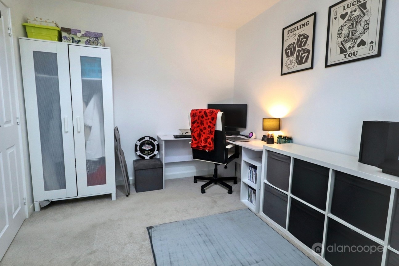 Armstrong Road, Nuneaton, Warwickshire, CV11 8AG