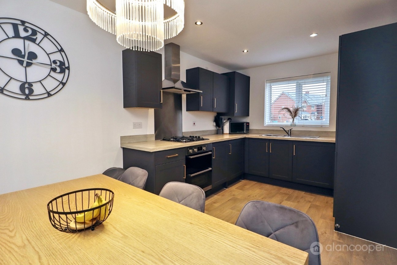 Armstrong Road, Nuneaton, Warwickshire, CV11 8AG