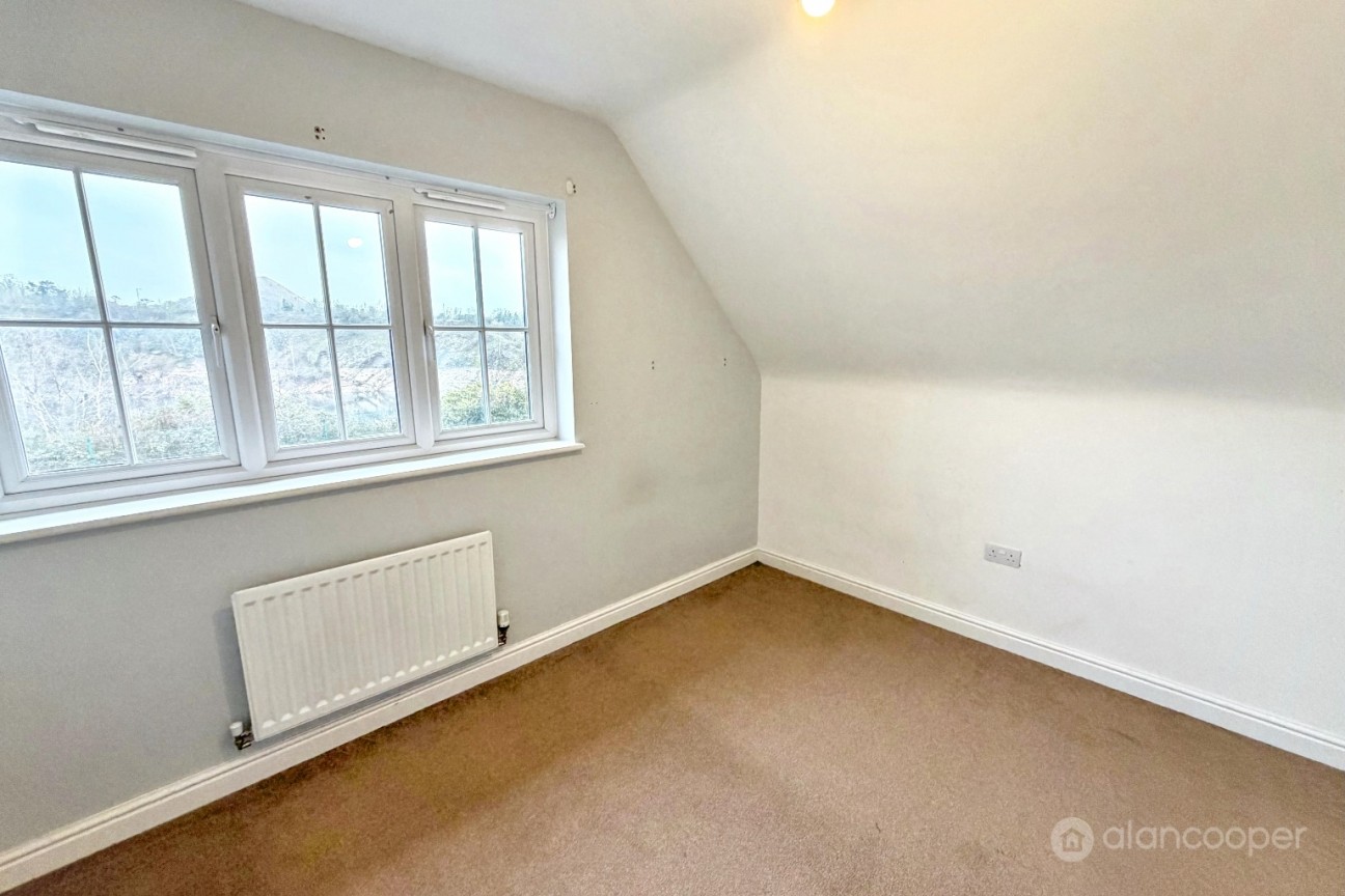 Corrib Road, Eliot's View, Nuneaton, CV10 0QF