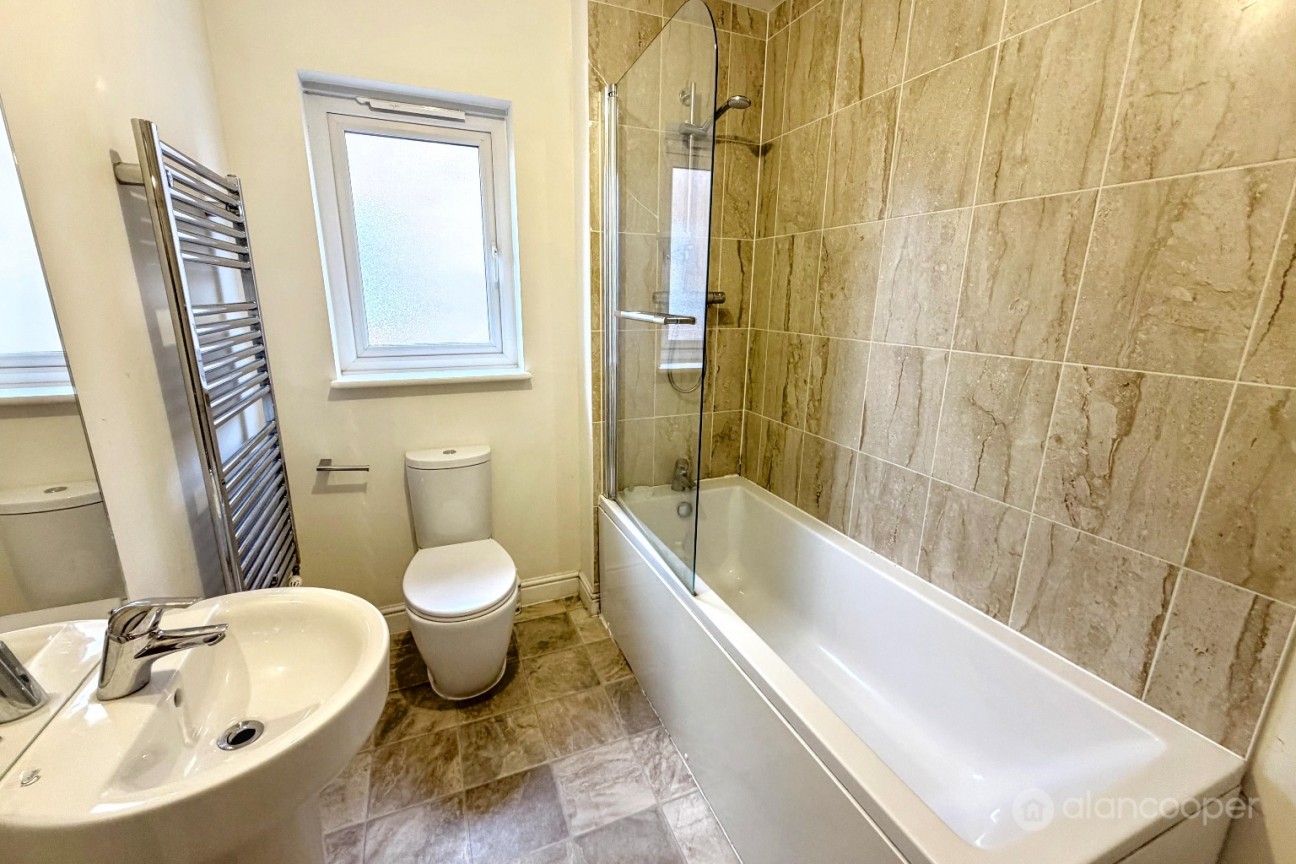 Corrib Road, Eliot's View, Nuneaton, CV10 0QF