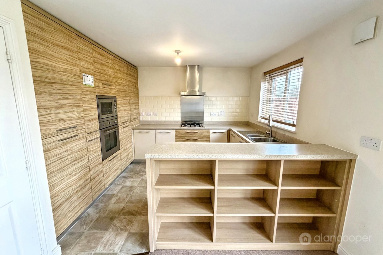 Corrib Road, Eliot's View, Nuneaton, CV10 0QF