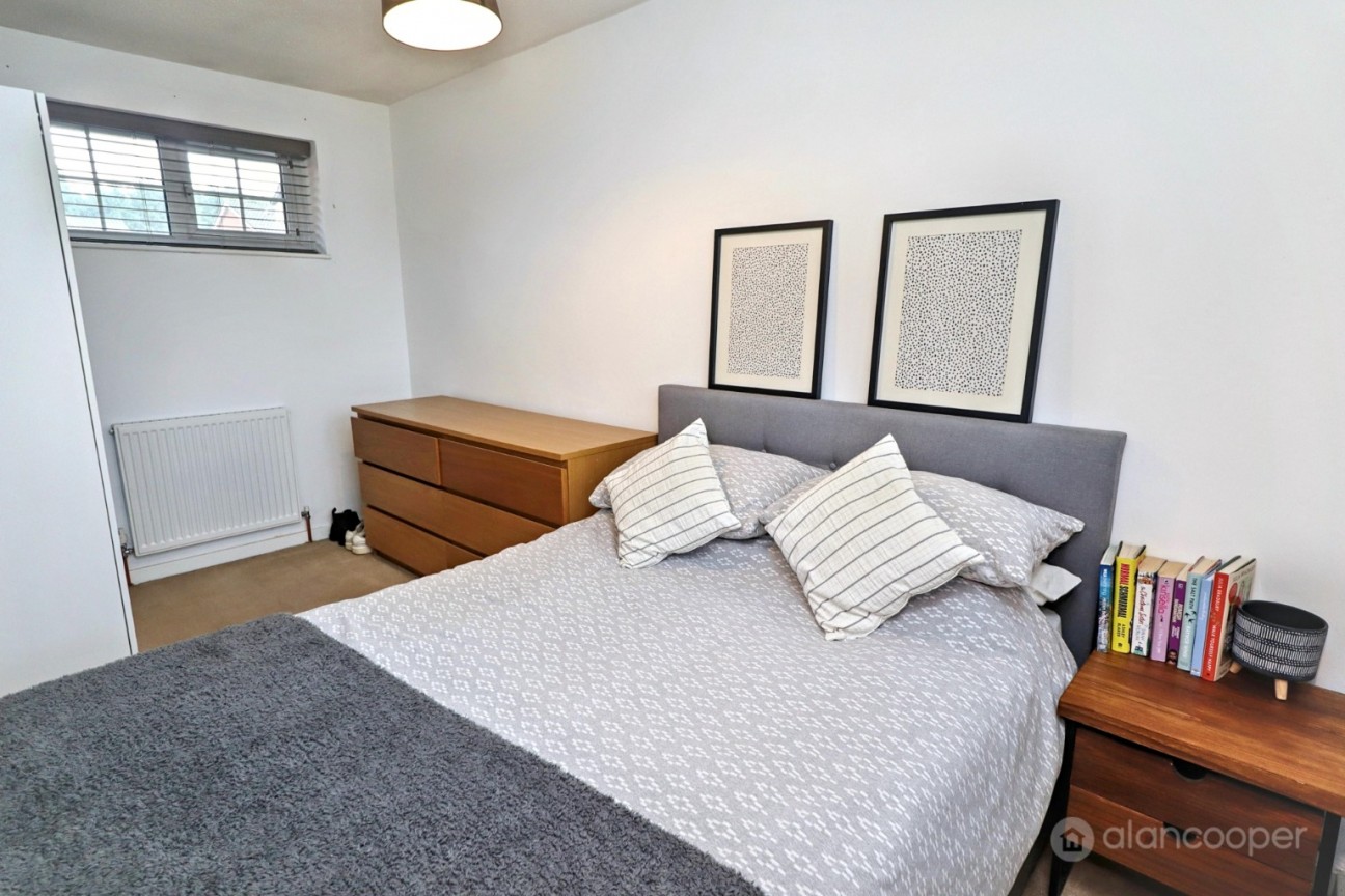 Cambridge Drive, Stockingford, Nuneaton, CV10 8LW