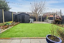 Cambridge Drive, Stockingford, Nuneaton, CV10 8LW