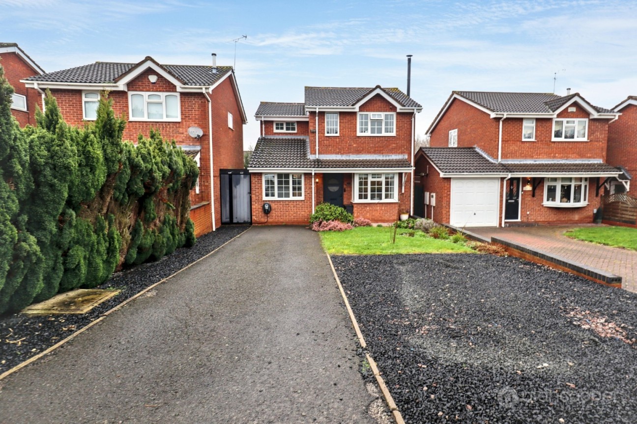 Cambridge Drive, Stockingford, Nuneaton, CV10 8LW