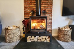 Cambridge Drive, Stockingford, Nuneaton, CV10 8LW