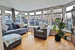 Cambridge Drive, Stockingford, Nuneaton, CV10 8LW