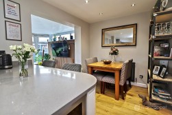 Cambridge Drive, Stockingford, Nuneaton, CV10 8LW