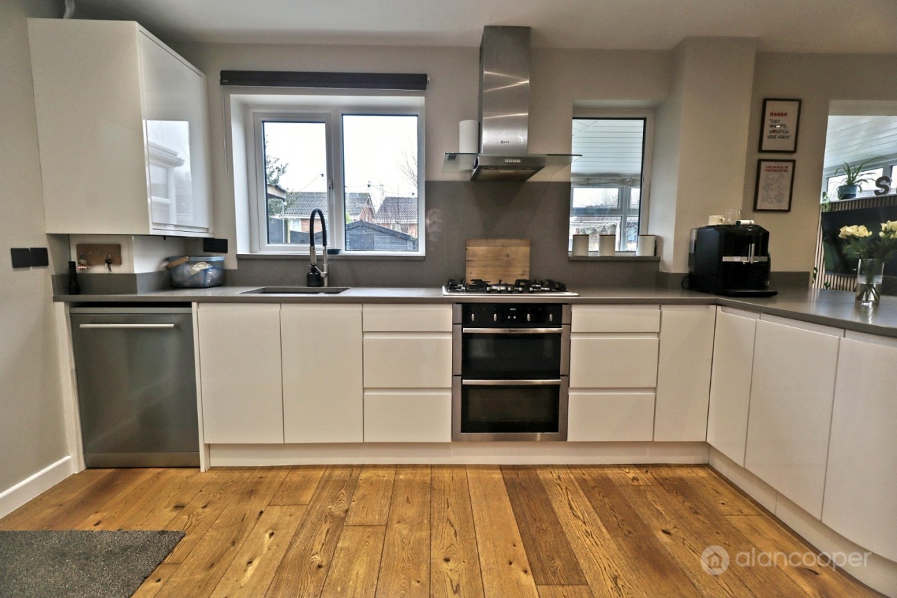 Cambridge Drive, Stockingford, Nuneaton, CV10 8LW