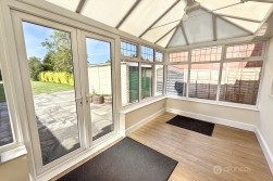 Hinckley Road, Nuneaton, CV11 6LP