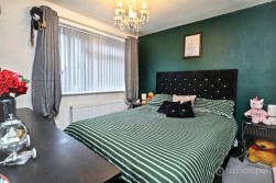 Gainsborough Drive, Bedworth, CV12 8DB