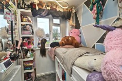 Gainsborough Drive, Bedworth, CV12 8DB