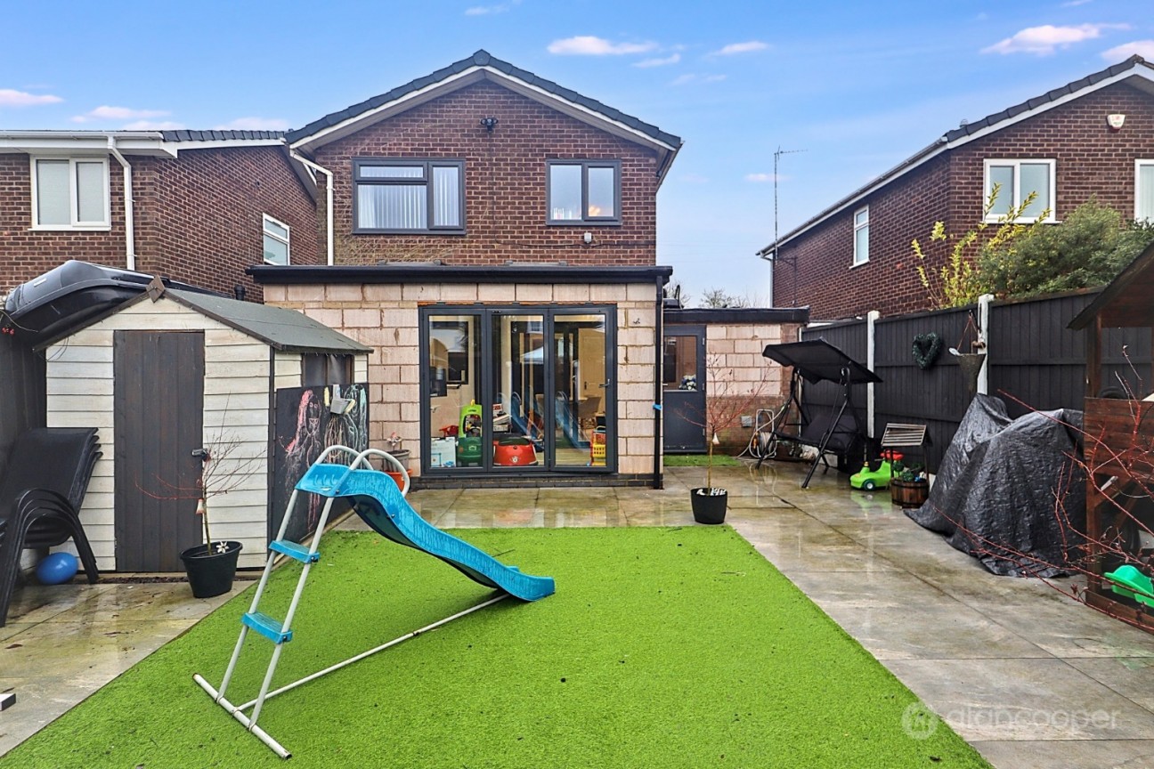 Gainsborough Drive, Bedworth, CV12 8DB