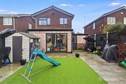 Gainsborough Drive, Bedworth, CV12 8DB