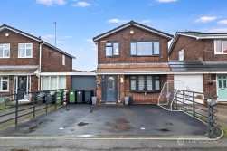 Gainsborough Drive, Bedworth, CV12 8DB