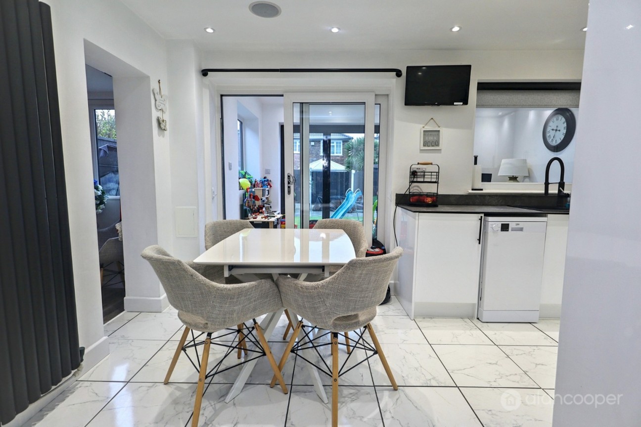 Gainsborough Drive, Bedworth, CV12 8DB