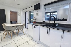 Gainsborough Drive, Bedworth, CV12 8DB