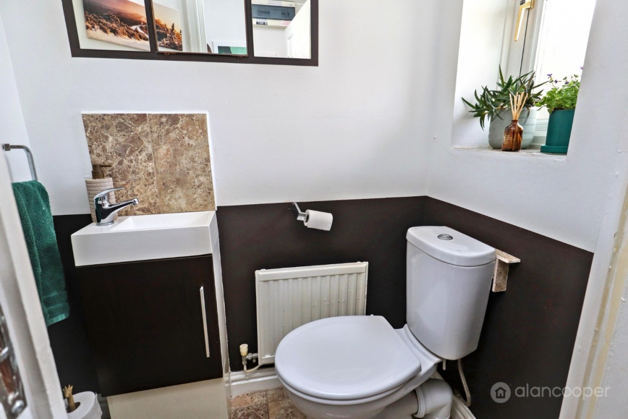 Charlecote Walk, Maple Park, Nuneaton, CV11 4YE