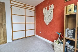 Charlecote Walk, Maple Park, Nuneaton, CV11 4YE