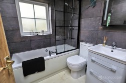 Charlecote Walk, Maple Park, Nuneaton, CV11 4YE