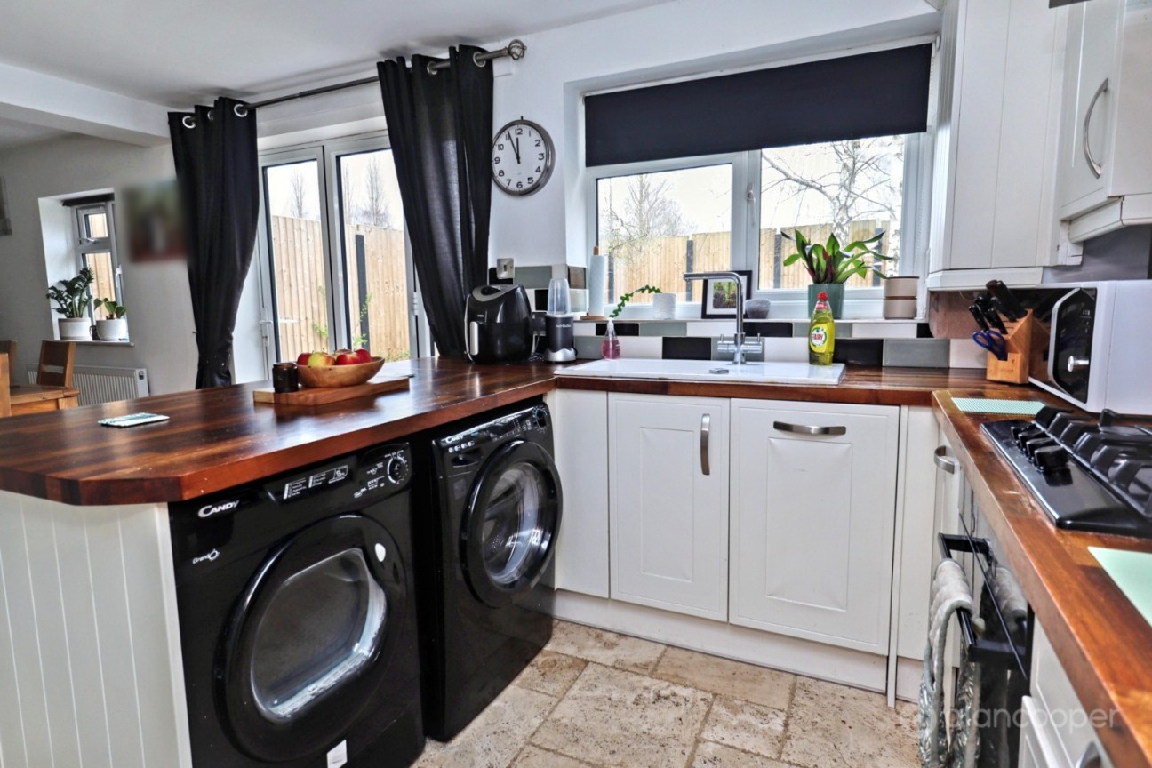 Charlecote Walk, Maple Park, Nuneaton, CV11 4YE