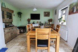 Charlecote Walk, Maple Park, Nuneaton, CV11 4YE