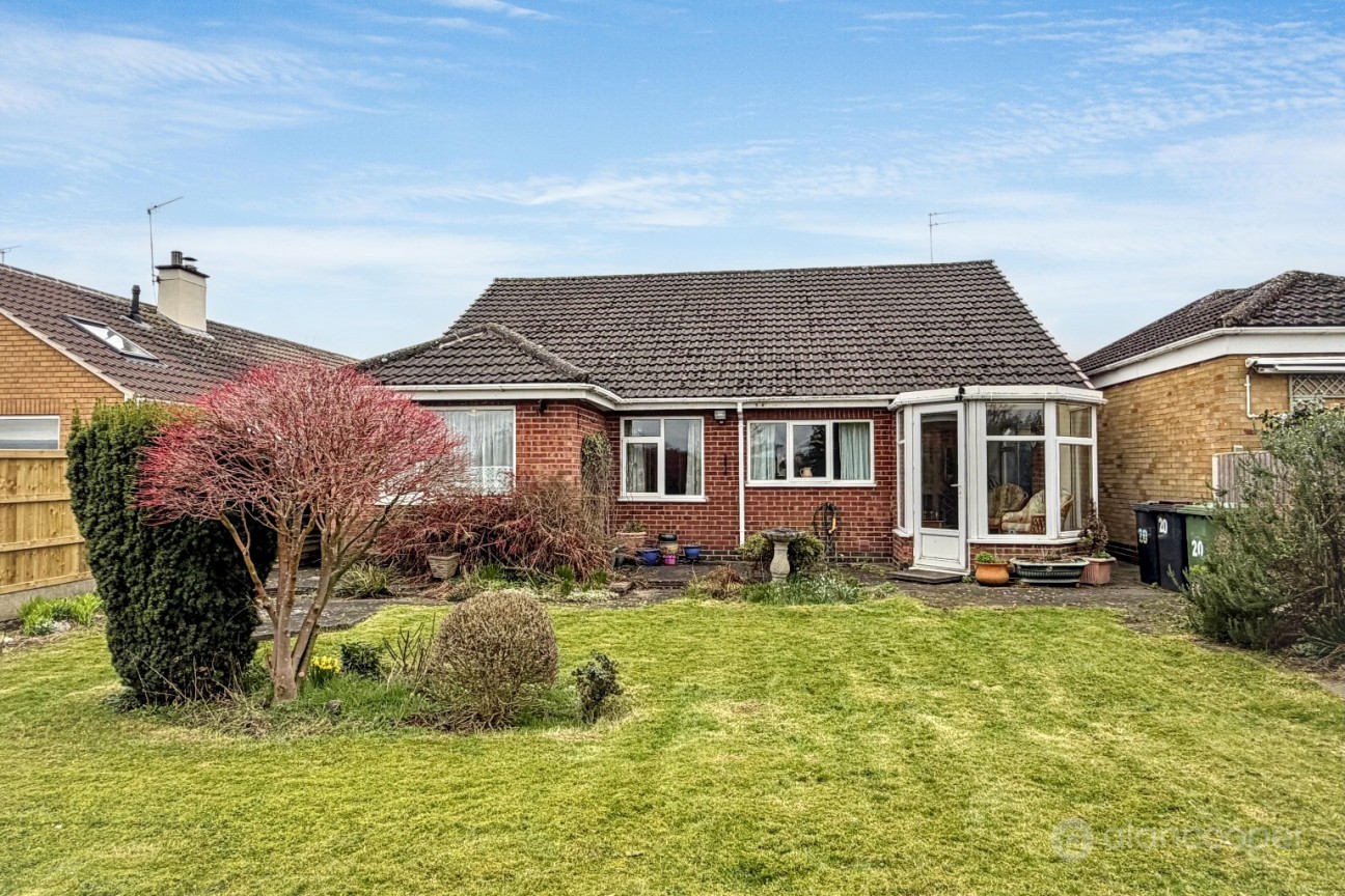 Ambleside Way, St Nicolas Park, Nuneaton, CV11 6AT