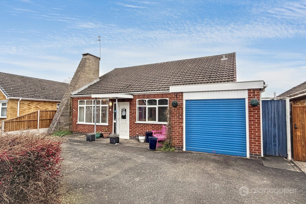 Ambleside Way, St Nicolas Park, Nuneaton, CV11 6AT