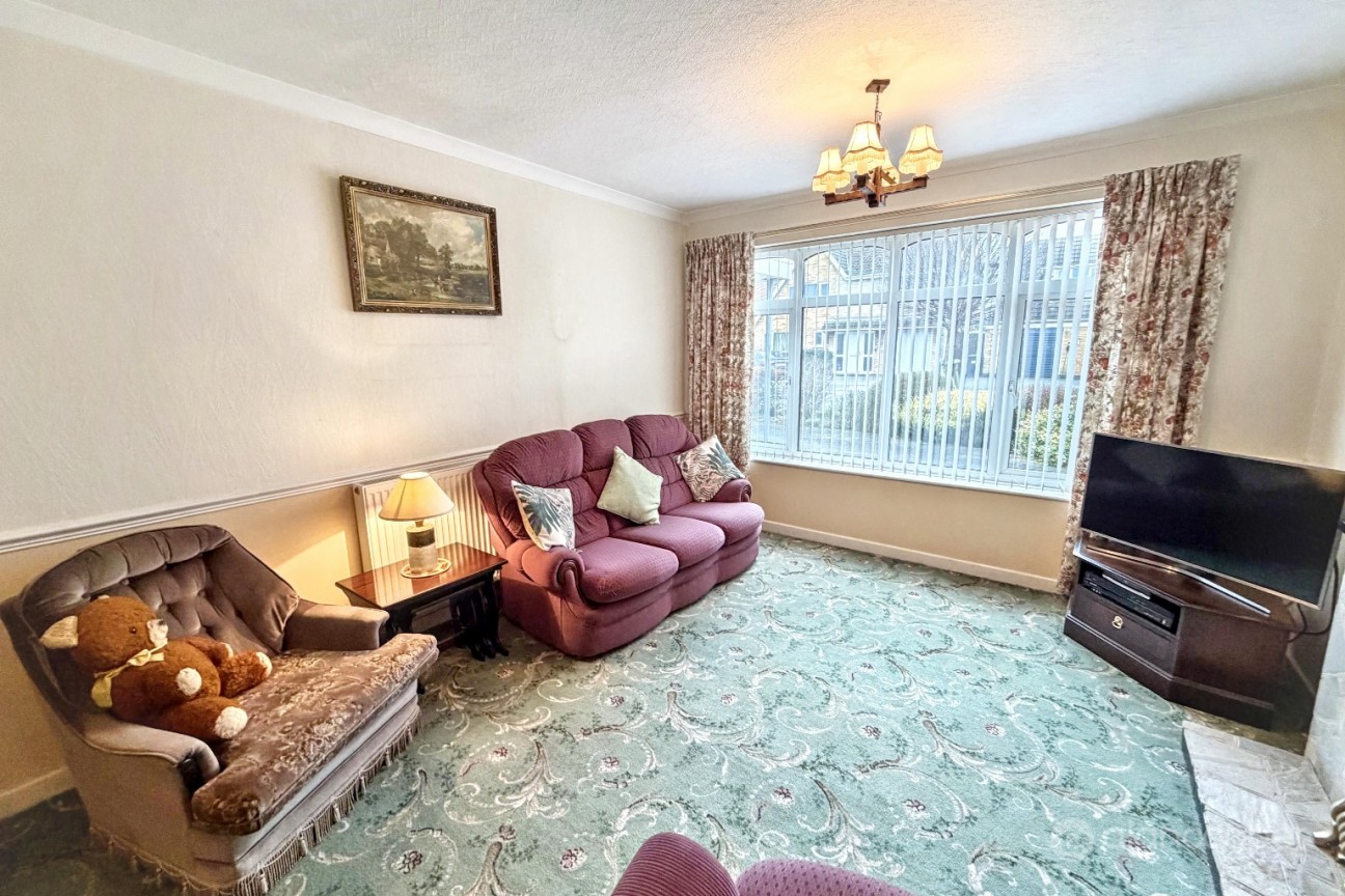 Ambleside Way, St Nicolas Park, Nuneaton, CV11 6AT