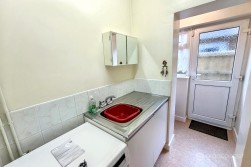 Ambleside Way, St Nicolas Park, Nuneaton, CV11 6AT