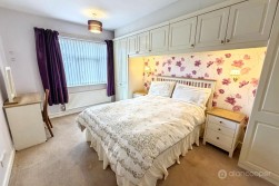 Ambleside Way, St Nicolas Park, Nuneaton, CV11 6AT