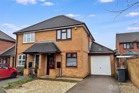 Melbourne Close, Maple Park, Nuneaton, CV11 4RX