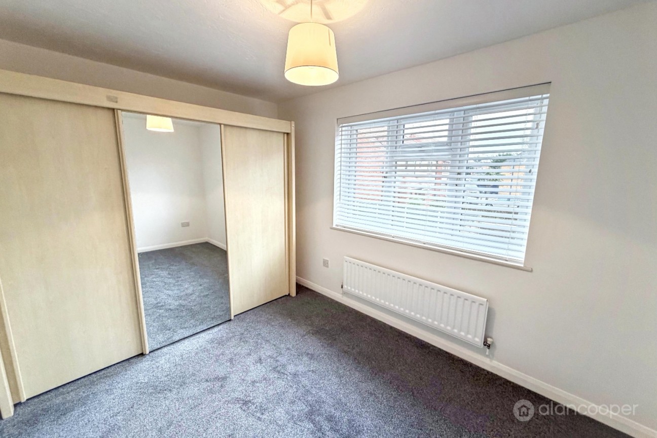 Melbourne Close, Maple Park, Nuneaton, CV11 4RX